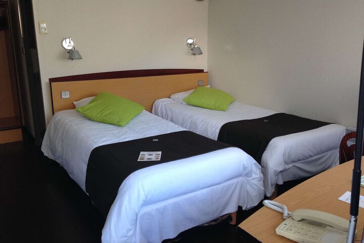 Room 17 of 53