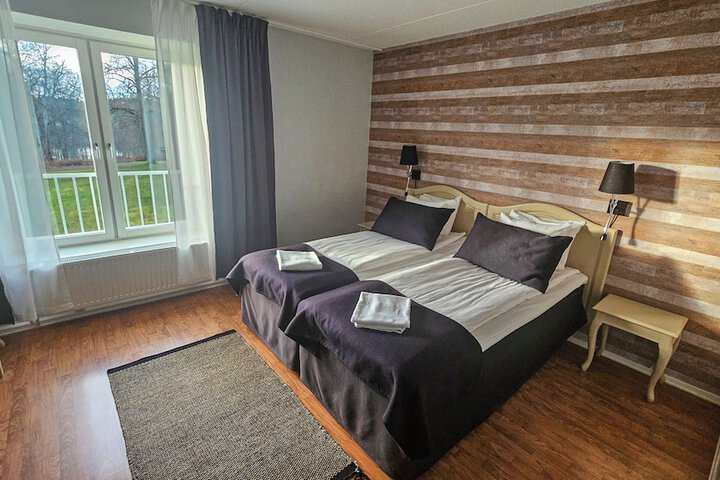 Room 48 of 75