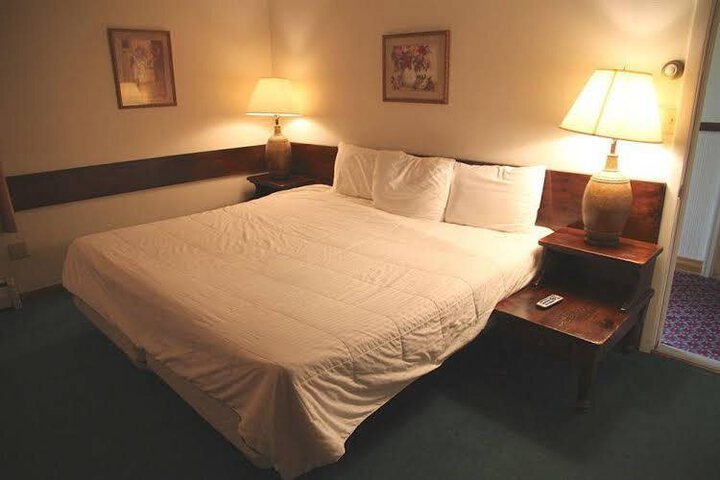 Image of LIFTLINE LODGE