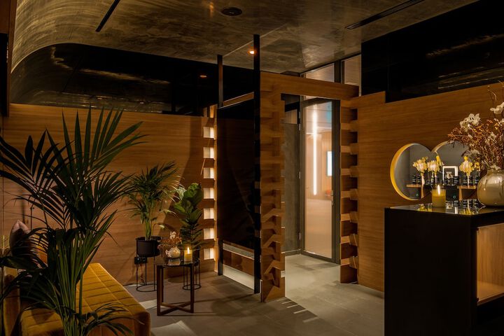 Hotel Interior 88 of 139