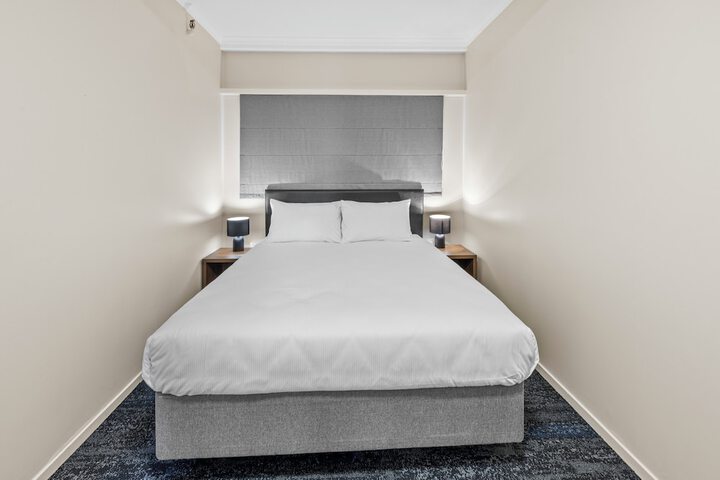 Room 11 of 65