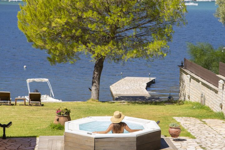 Pool Hotel