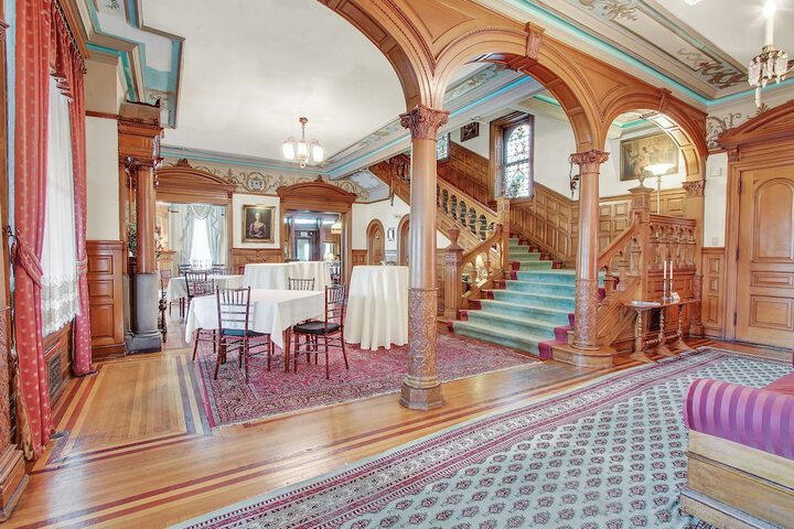 Hotel Interior 7 of 39