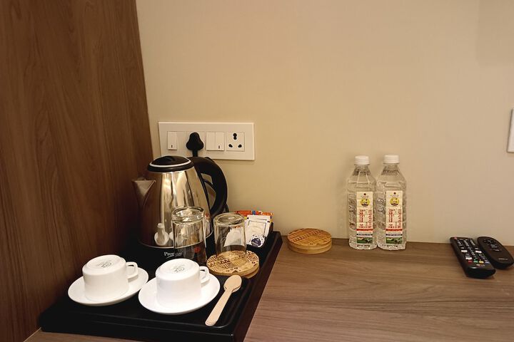 Room 11 of 60