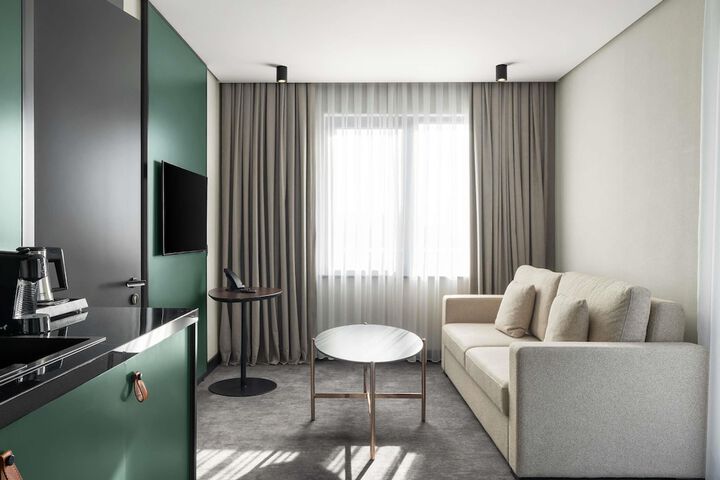 Room 35 of 100