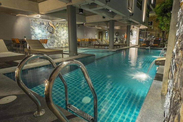 Pool 36 of 60