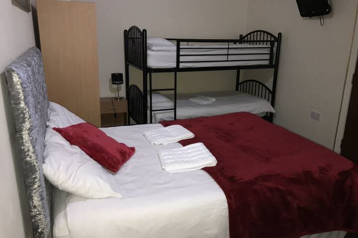 Room 20 of 37