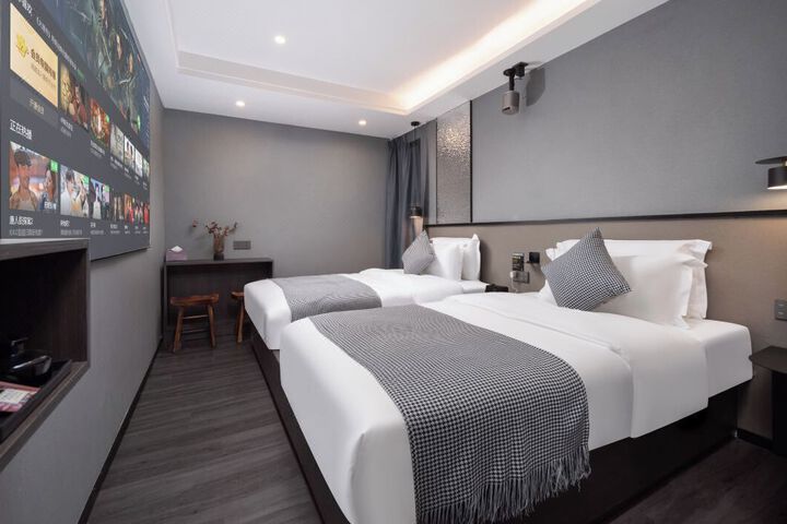 Room 19 of 26