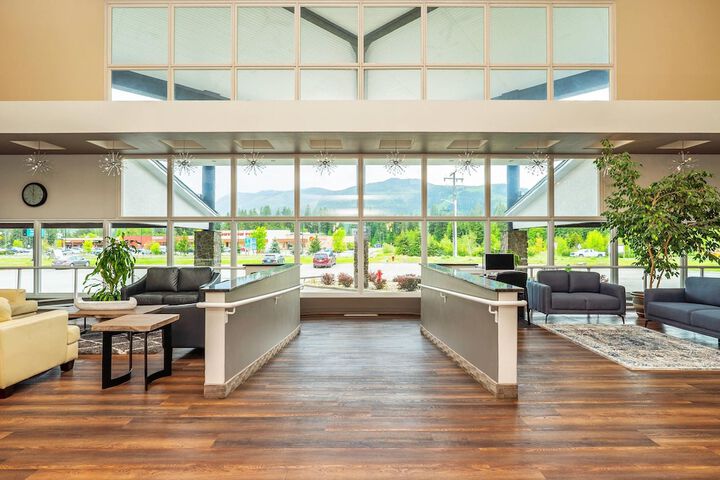 Hotel Interior 5 of 37