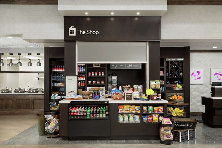 Snack bar