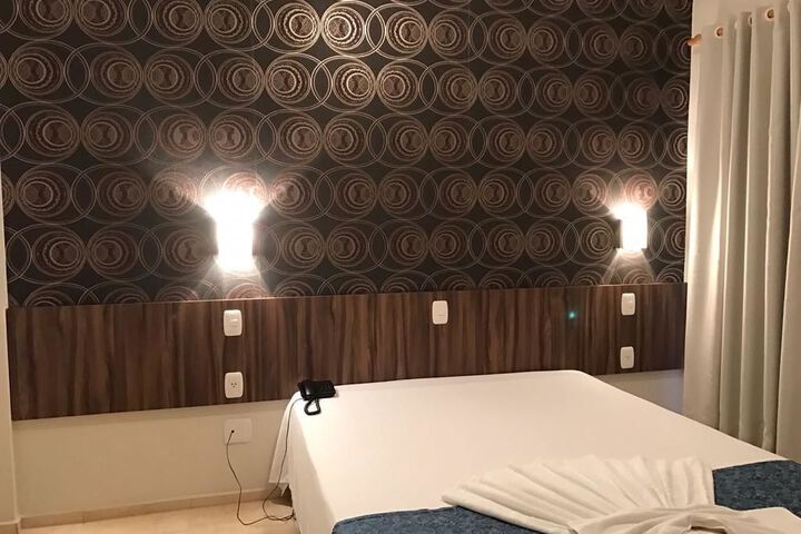 Room 38 of 48