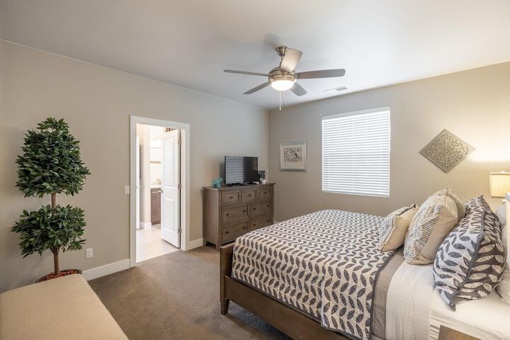 Room 5 of 60