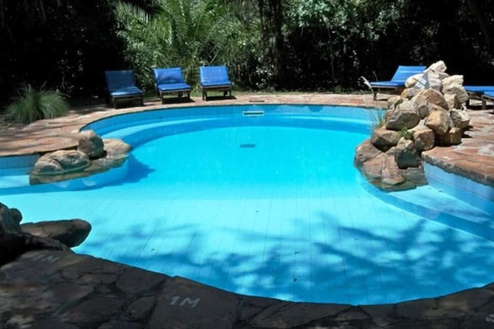 Pool 13 of 20