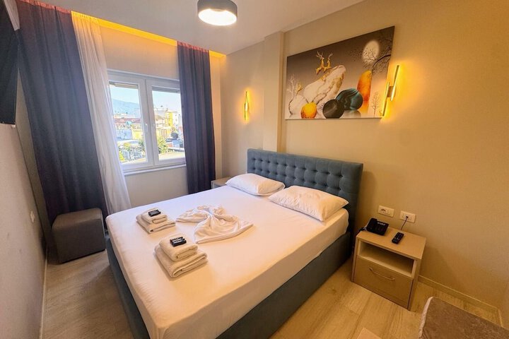 Room 20 of 77