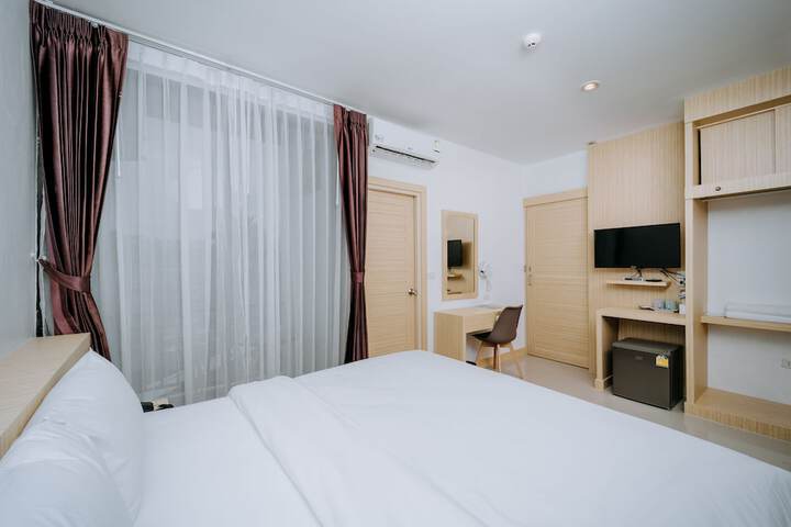 Room 16 of 29