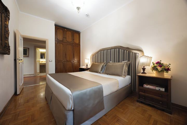Room 46 of 128