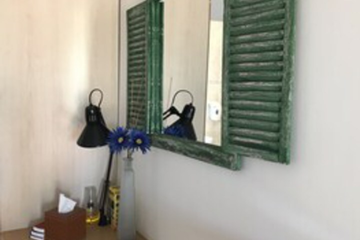 Room 13 of 34