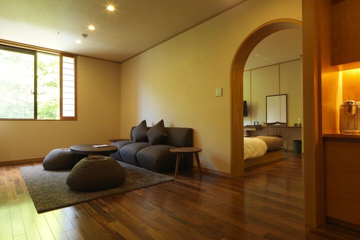 Room 8 of 63