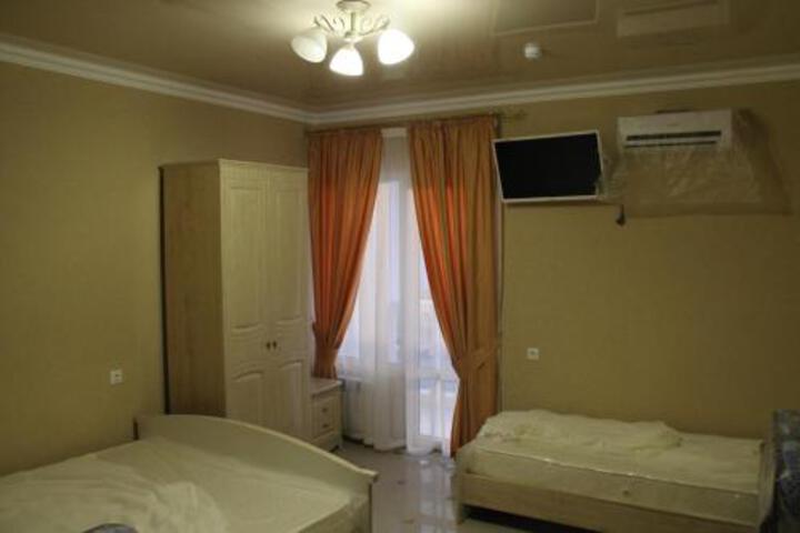 MOTEL