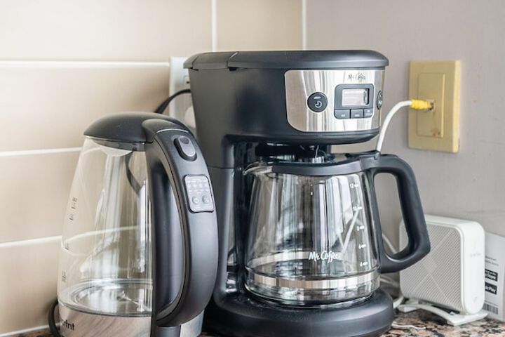 Breakfast/Coffee Service 104 of 131