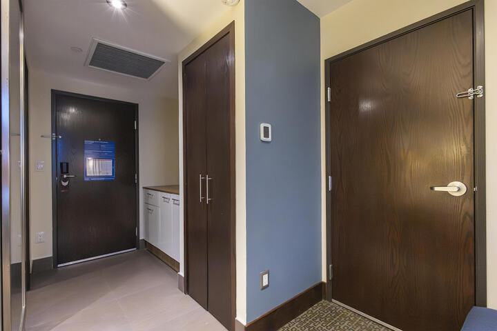 Room 18 of 89