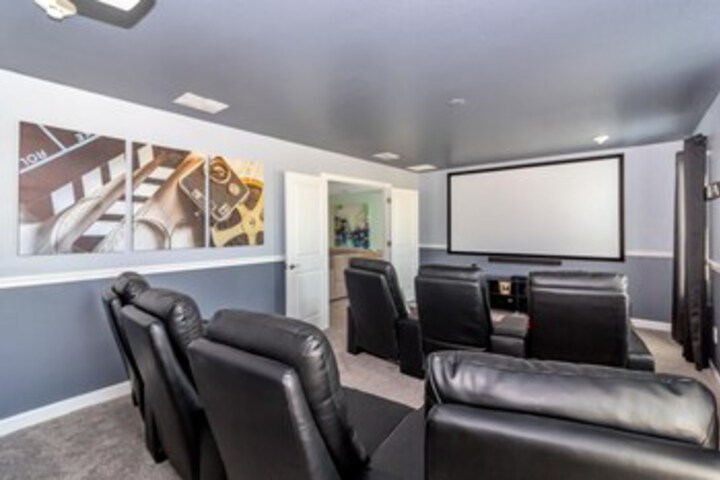 Room 10 of 53