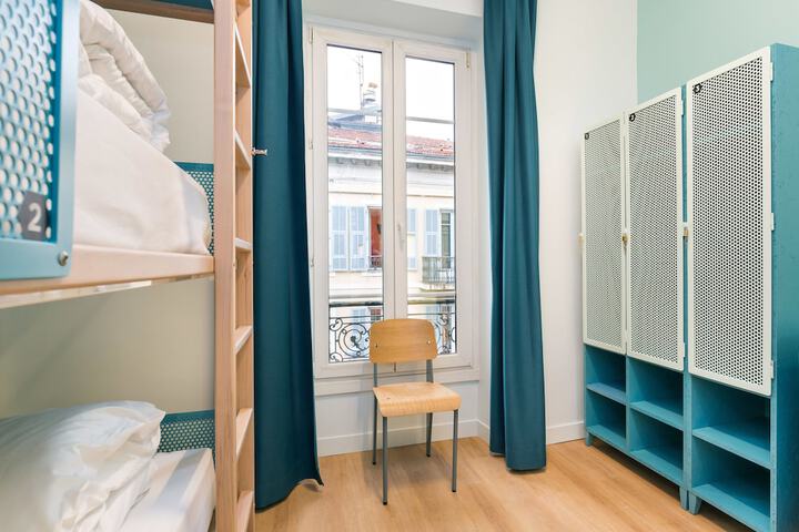 Room 15 of 62