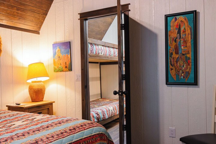 Room 228 of 917