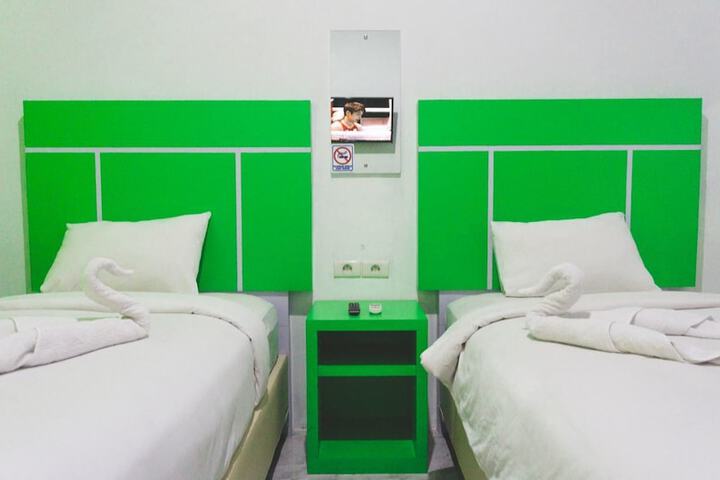 Room 17 of 30