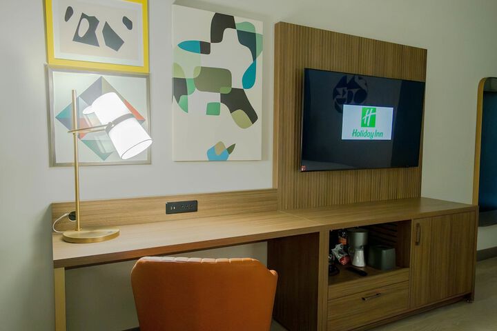 Room 32 of 110