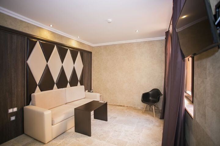 Room 22 of 116