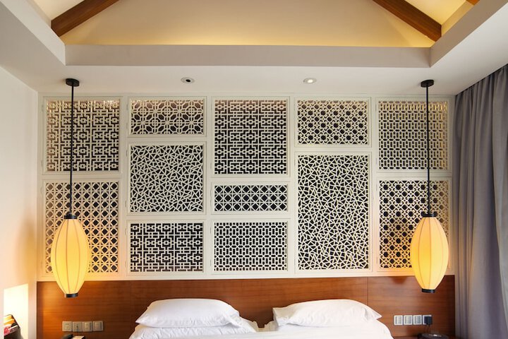 Room 4 of 23