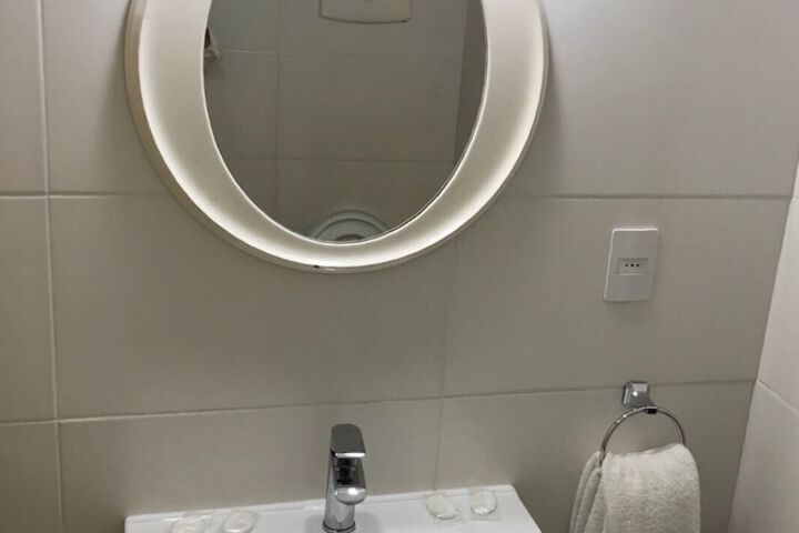 Room 41 of 65