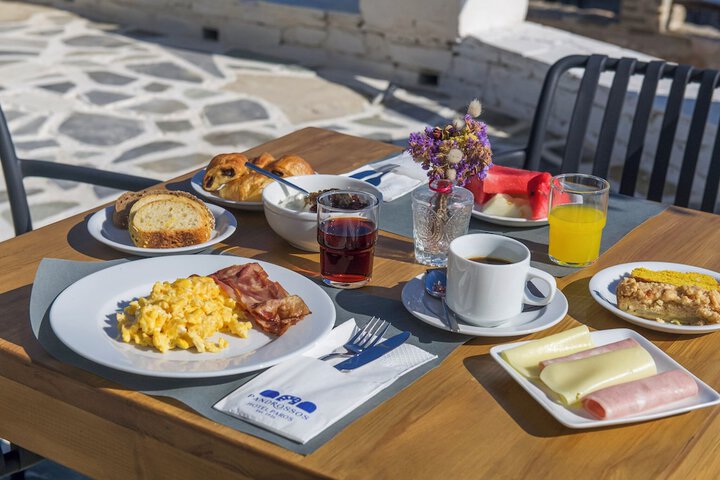 Breakfast/Coffee Service 76 of 133
