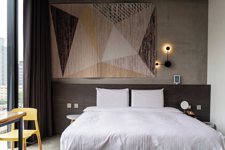Room 28 of 57