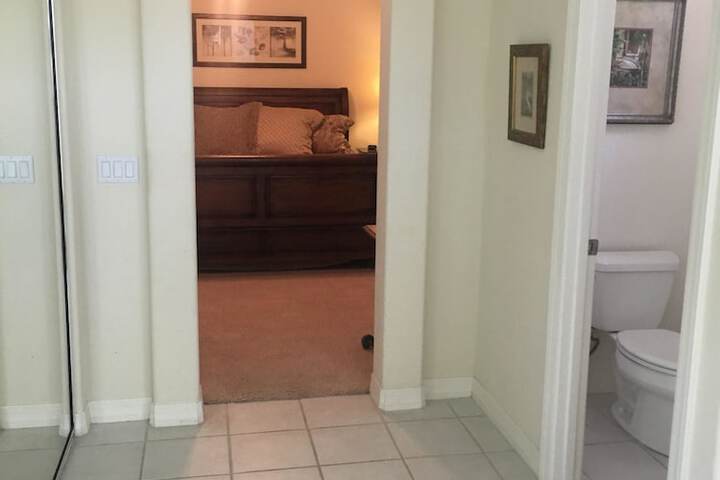 Room 10 of 36