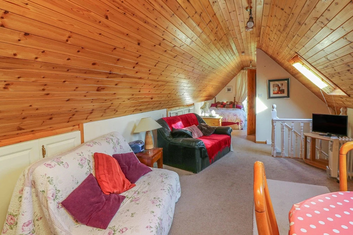 Room 2 of 11