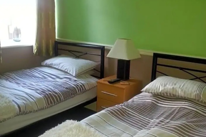 Room 3 of 18
