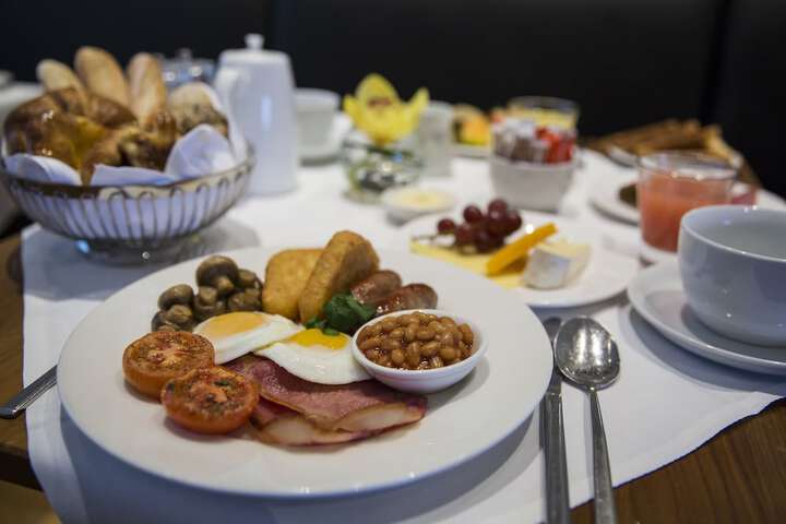 Breakfast/Coffee Service 98 of 126