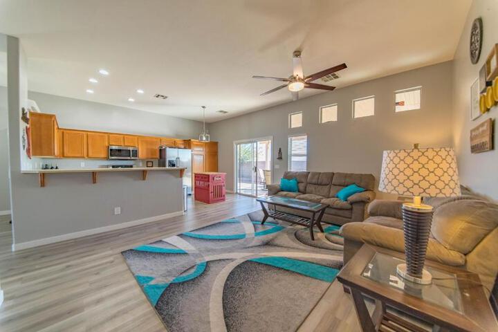 Gorgeous Las Vegas home with RV parking in Las Vegas, CA
