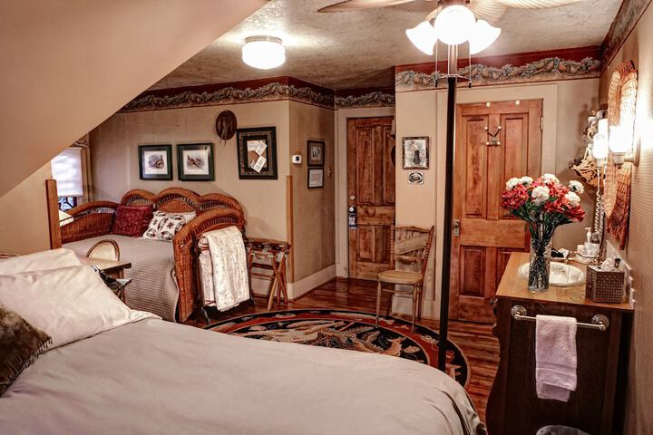 Room 5 of 95