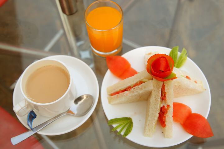 Breakfast/Coffee Service 41 of 63