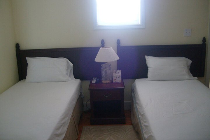 Room 6 of 29