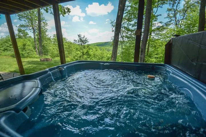 Pool 15 of 26