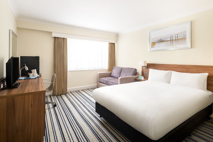Room 45 of 137