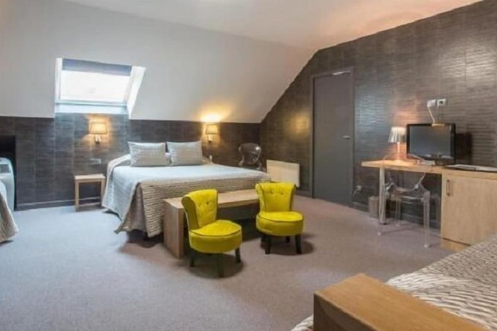 Room 7 of 29