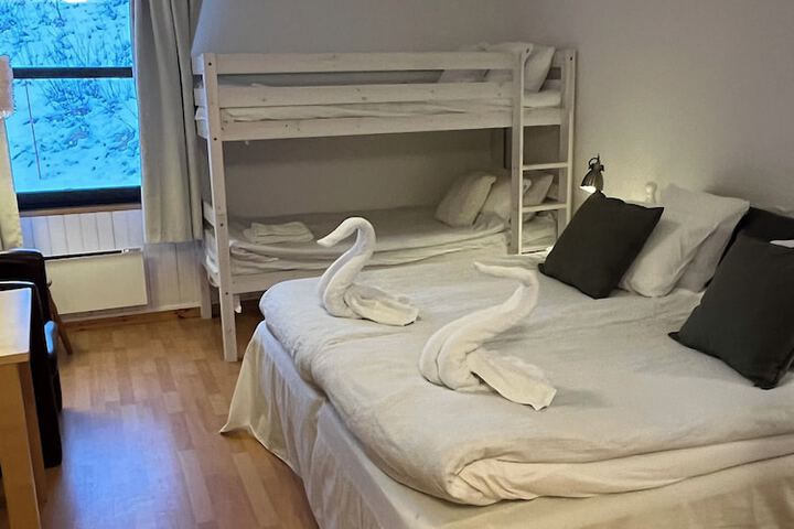 Room 16 of 92