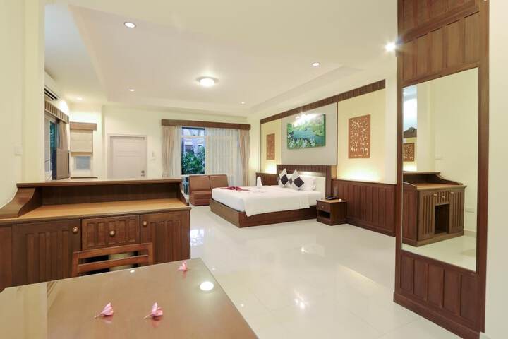 Room 10 of 38