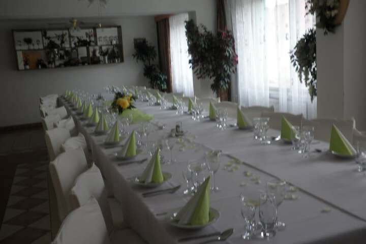 Ballroom/Hall 57 of 76
