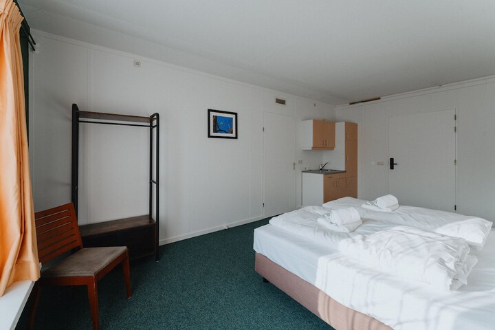 Room 14 of 109
